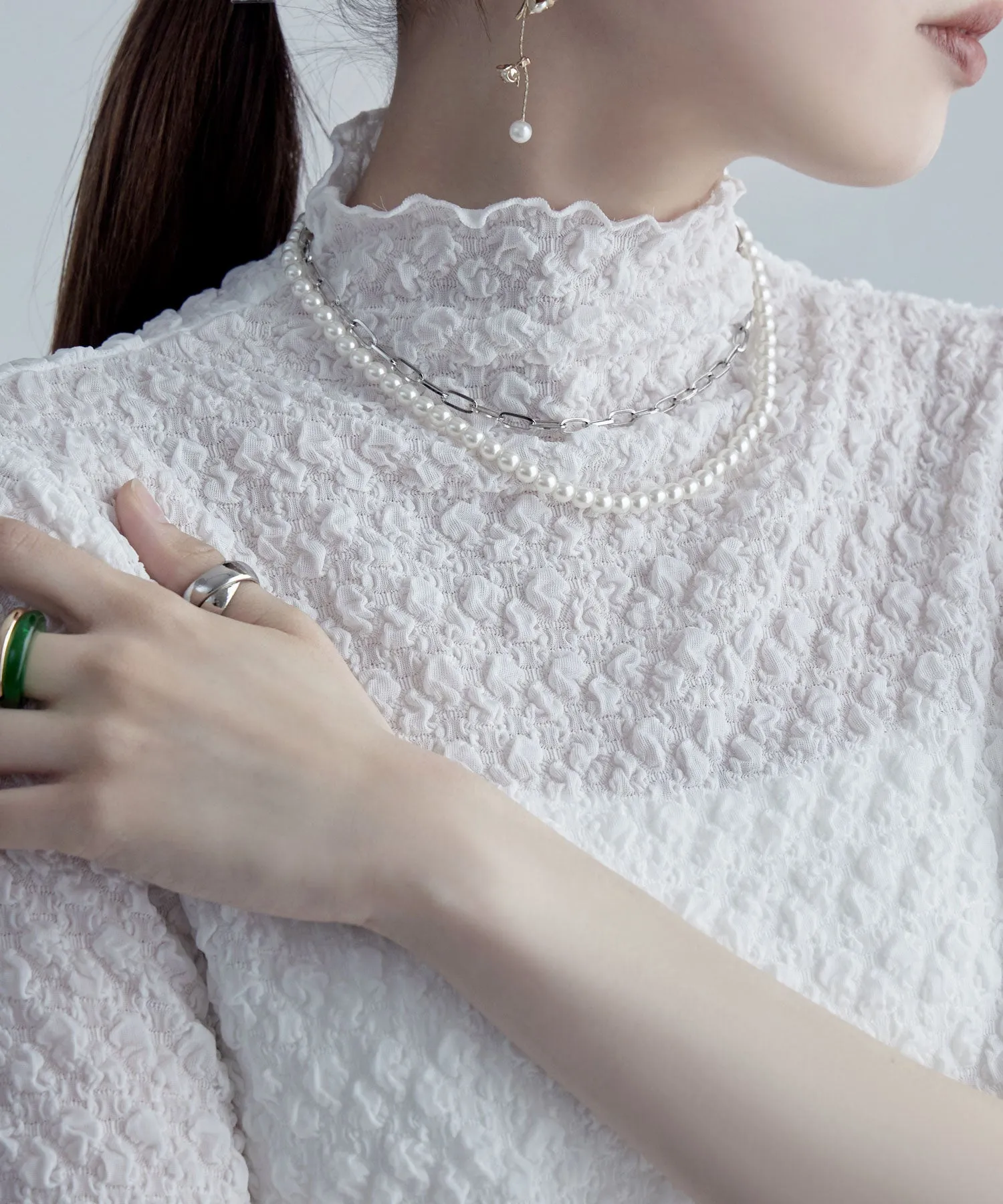Jacquard bottleneck tops