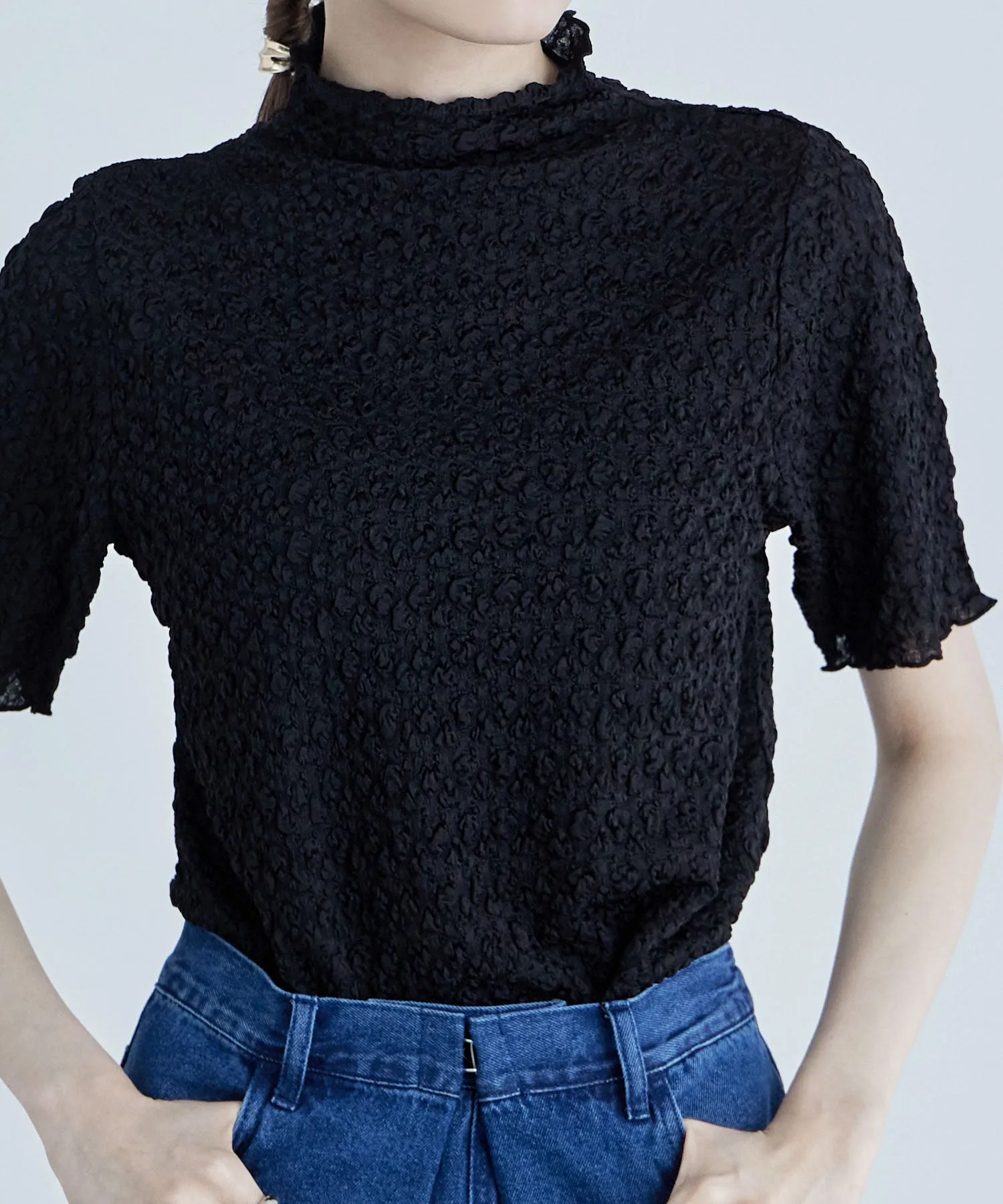 Jacquard bottleneck tops