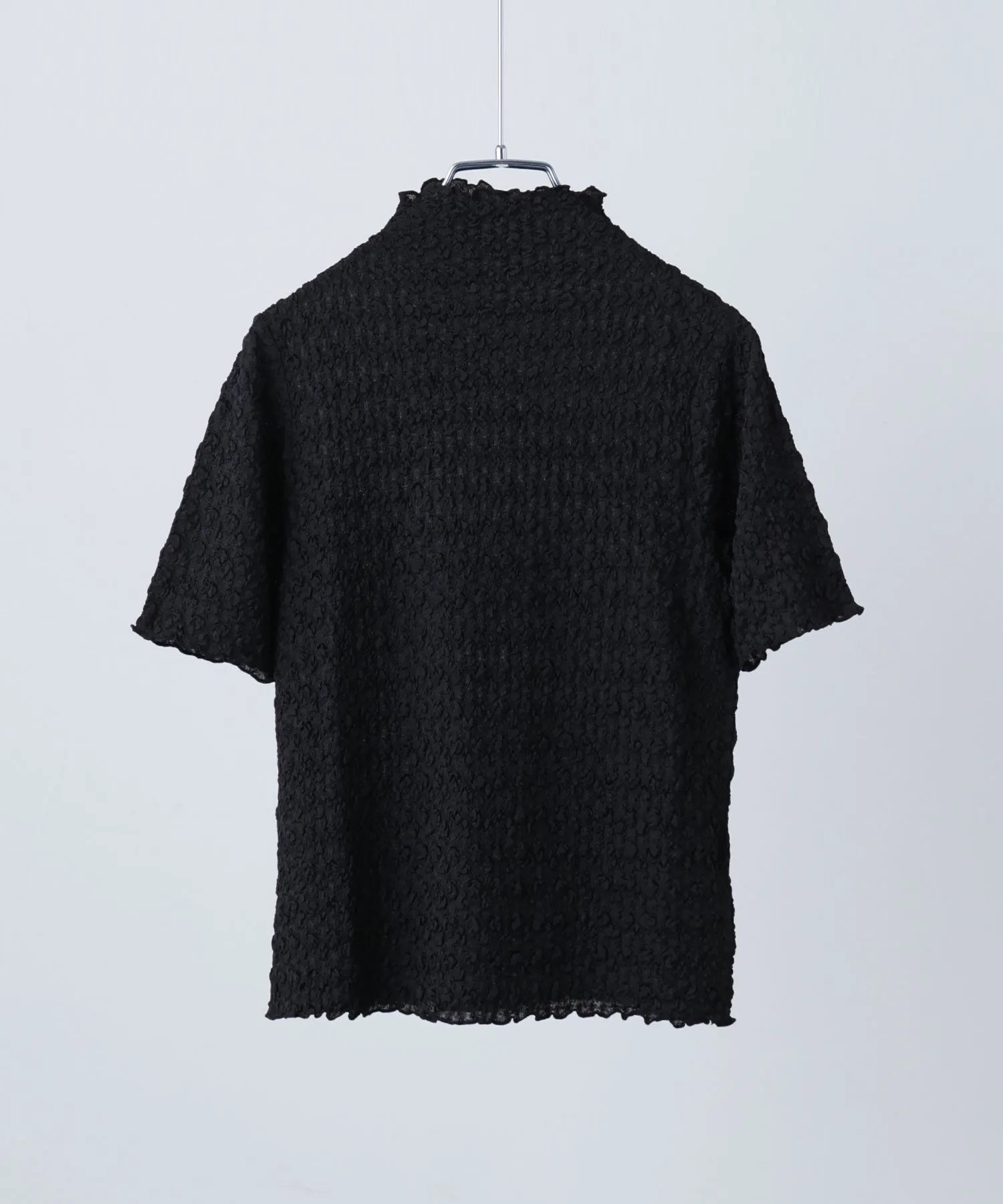 Jacquard bottleneck tops