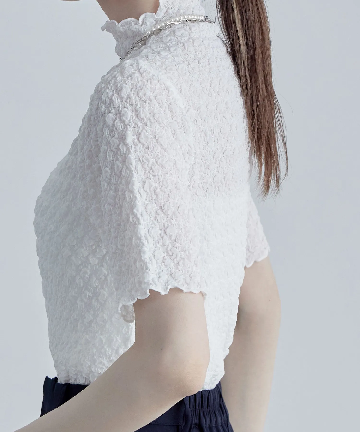 Jacquard bottleneck tops