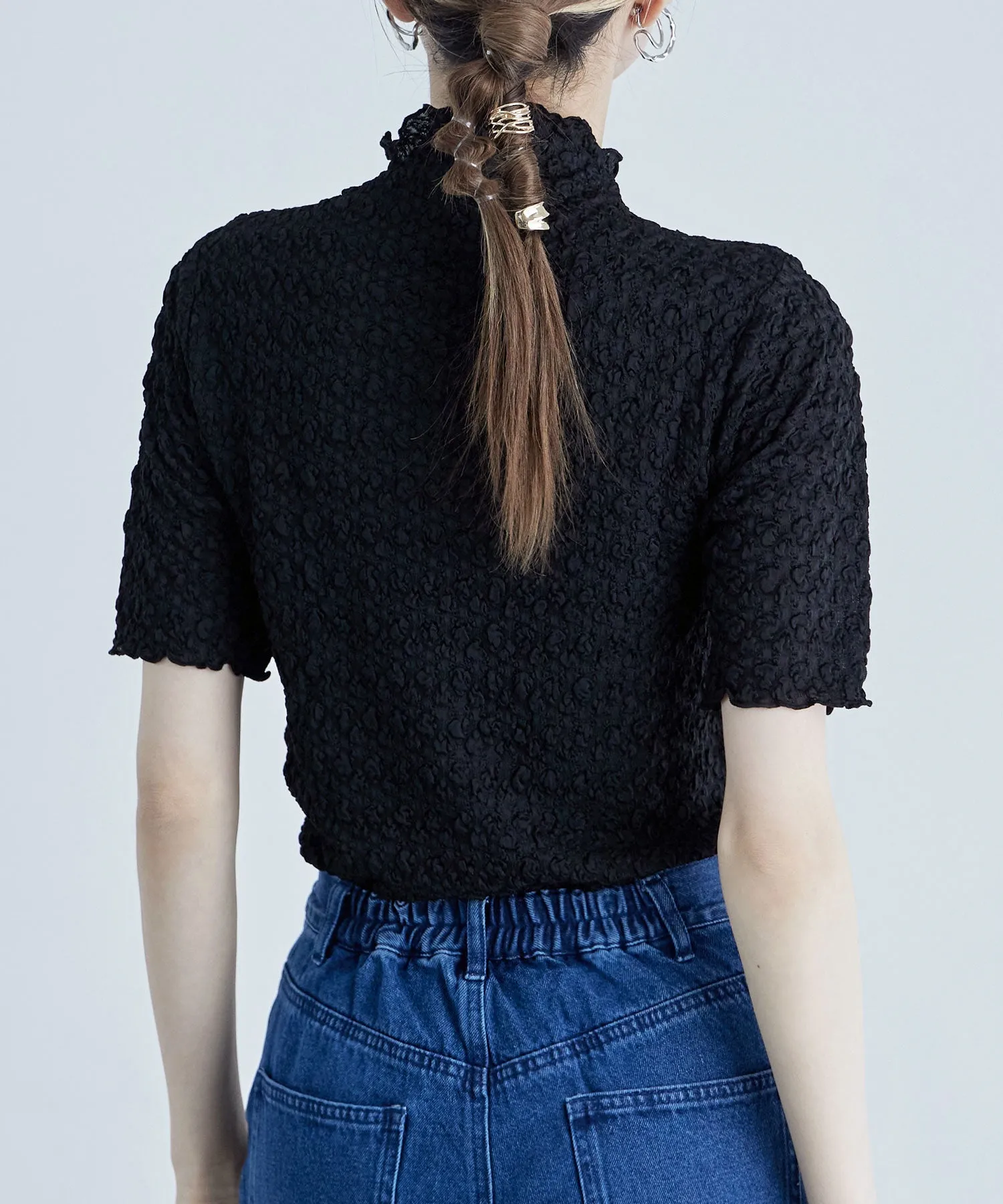 Jacquard bottleneck tops