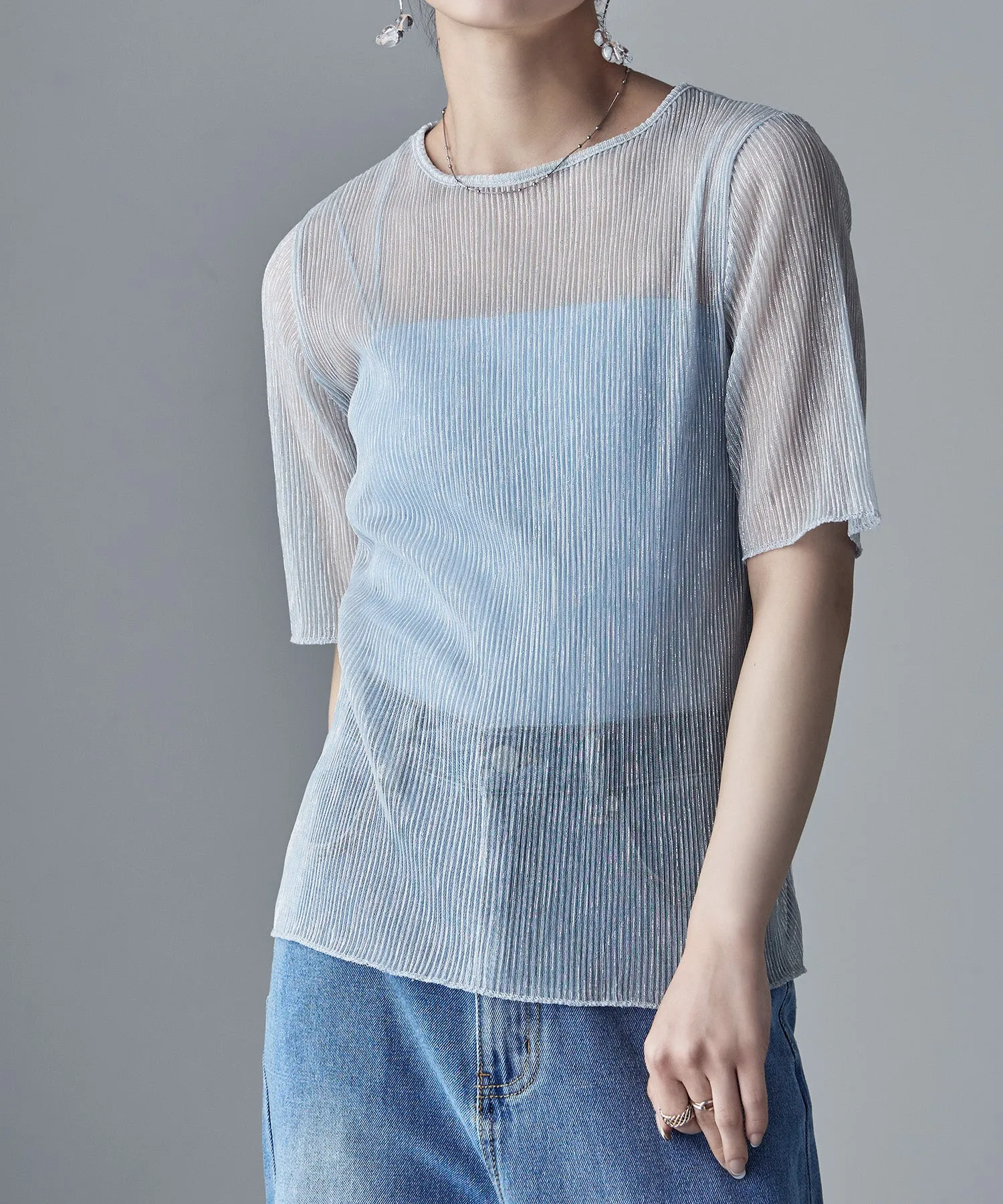 Lame sheer pleats tops