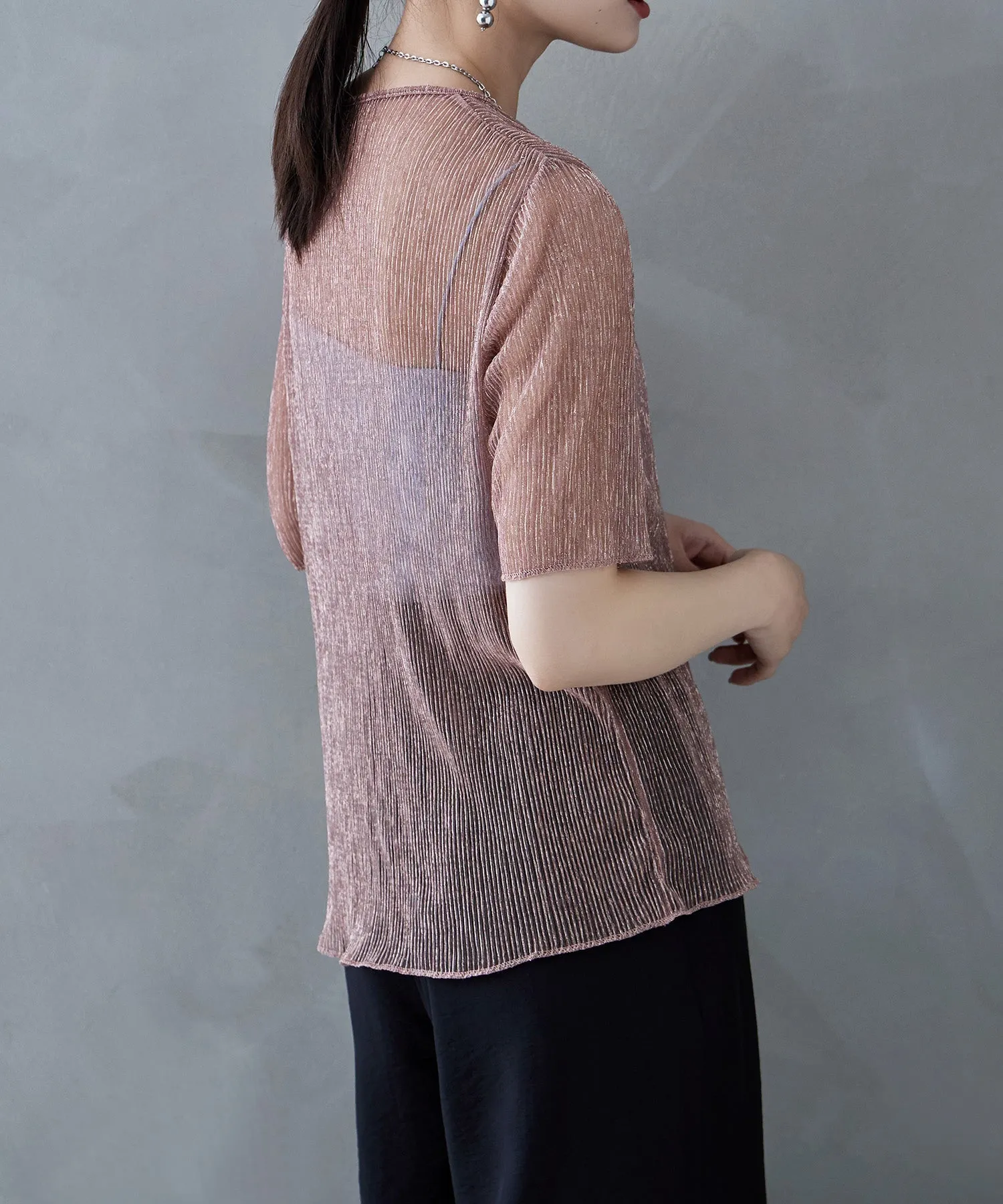 Lame sheer pleats tops